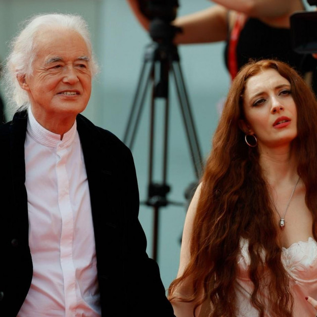 Jimmy Page i Scarlett Sabet