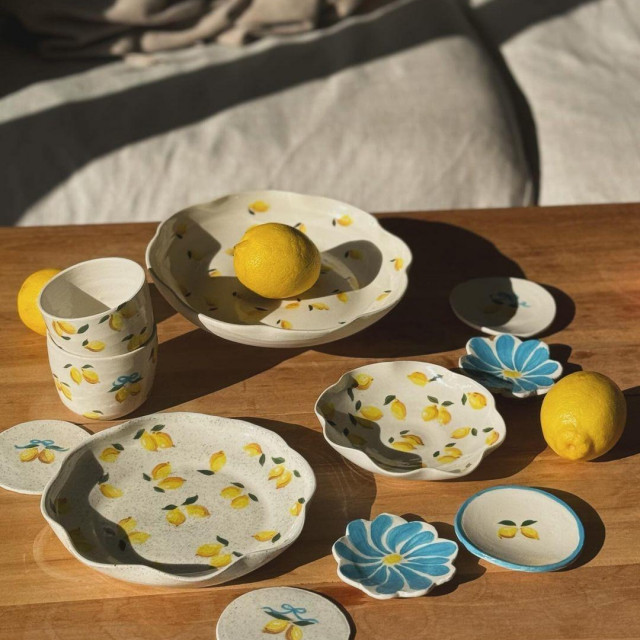 Posuđe s motivom limuna