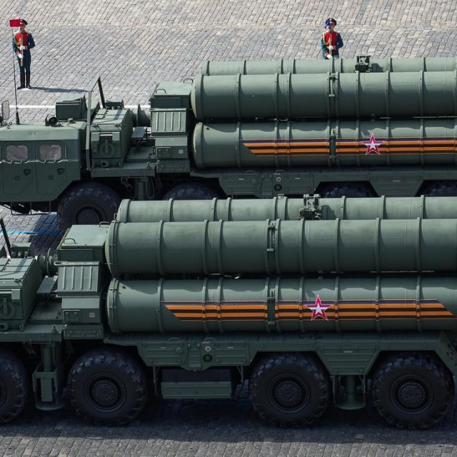 Raketni sustav S-400 Trijumf