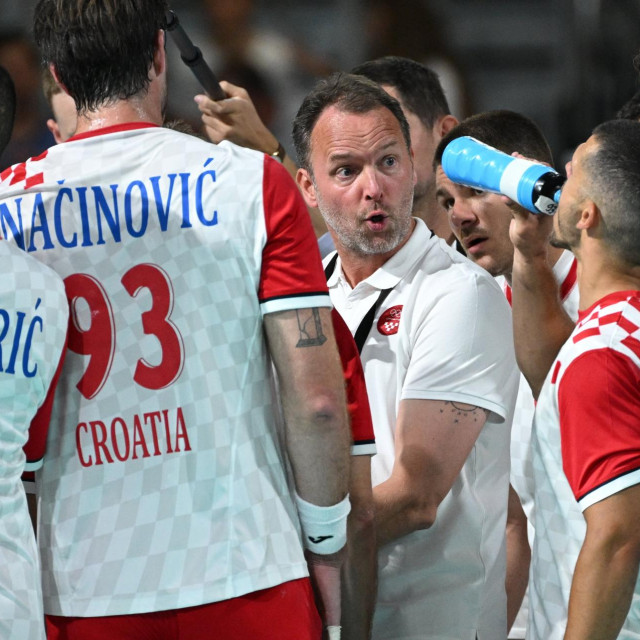 Dagur Sigurdsson s igračima