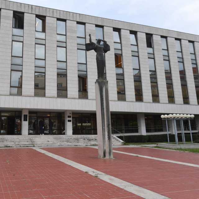 Splitski Županijski sud odredio je mjere opreza optuženom svećeniku