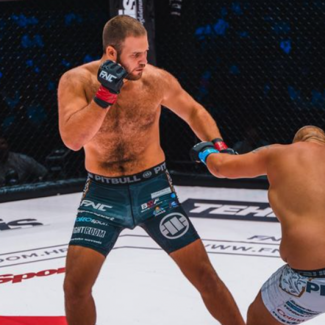 Dylan Rajić vs. Tim Kelc (desno)