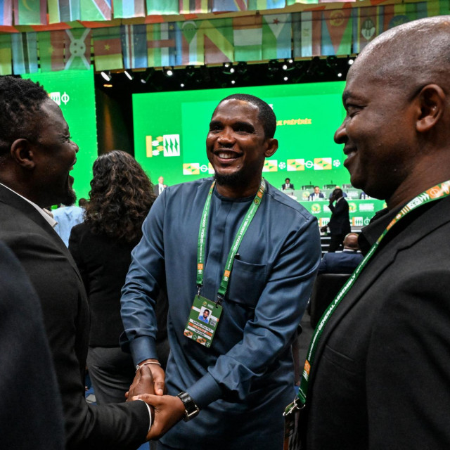 Samuel Eto‘o (sredina)