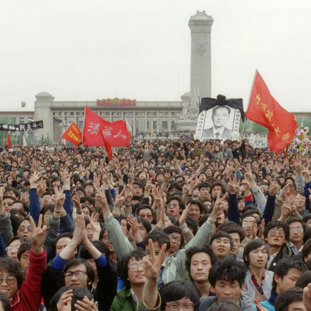 Prosvjedi na Trgu nebeskog mira u Pekingu 1989. godine