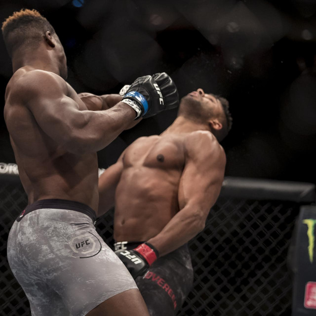 Francis Ngannou vs. Alistair Overeem