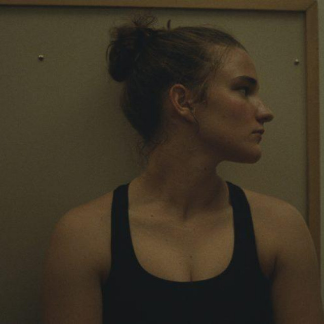 Julie je odlučila šutjeti