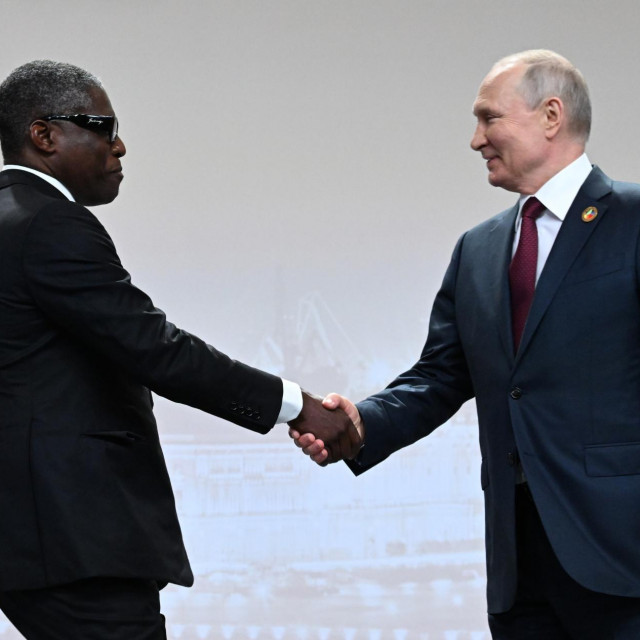Potpredsjednik Ekvatorijalne Gvineje Teodoro Obiang Mangue, znan kao Teddy, na rusko -afričkom summitu u St. Petersburgu susreo se s ruskim predsjednikom Vladimirom Putinom