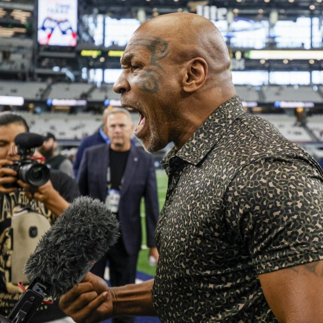  Mike Tyson