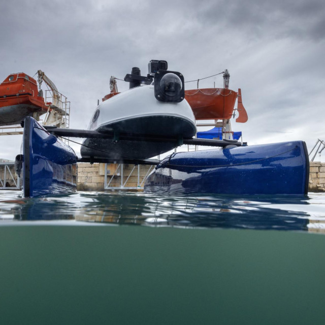 Prezentacija autonomnog plovila Faust V u lučici Torpedo


 