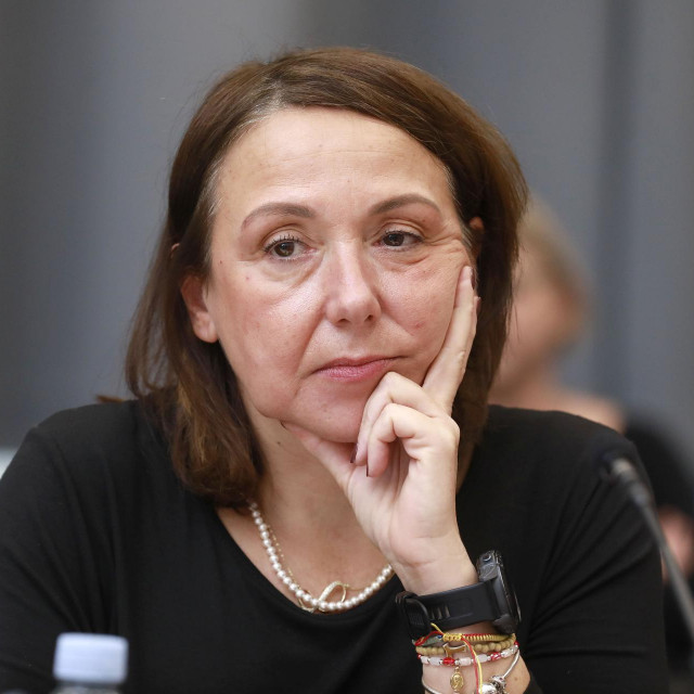 Irena Hrstić