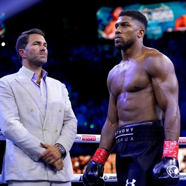 Eddie Hearn i Anthony Joshua