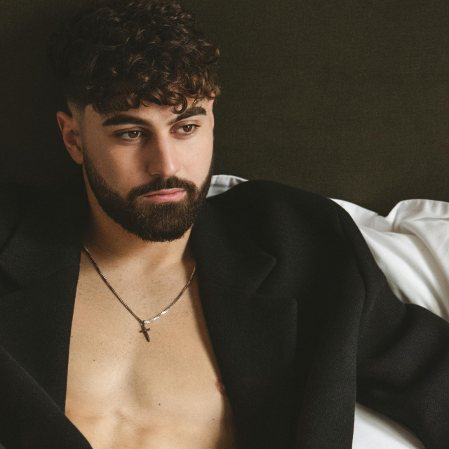 Fotografije: Maja Kljaić 
Kreativno vodstvo Romano Decker
Styling Laura Bošnjak 
Beauty Ivana Češljar 
Snimljeno u Hotelu HOH u Zagrebu 