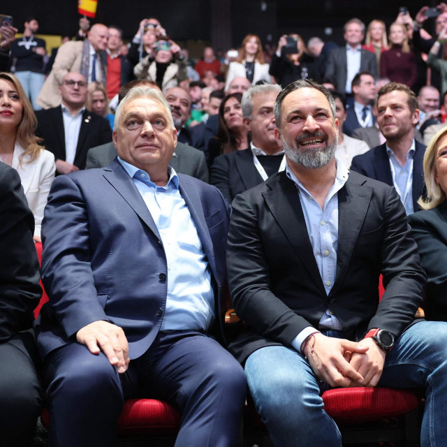 Viktor Orban, Santiago Abascal i Marine Le Pen