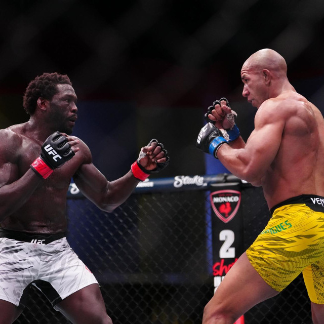 Jared Cannonier vs. Gregory Rodrigues