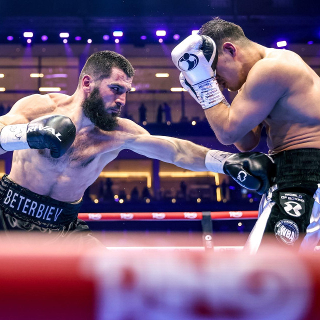 Artur Beterbiev vs. Dmitry Bivol