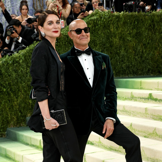 Felicity Blunt i Stanley Tucci