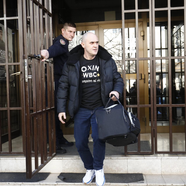 Dabro je pušten da se brani sa slobode