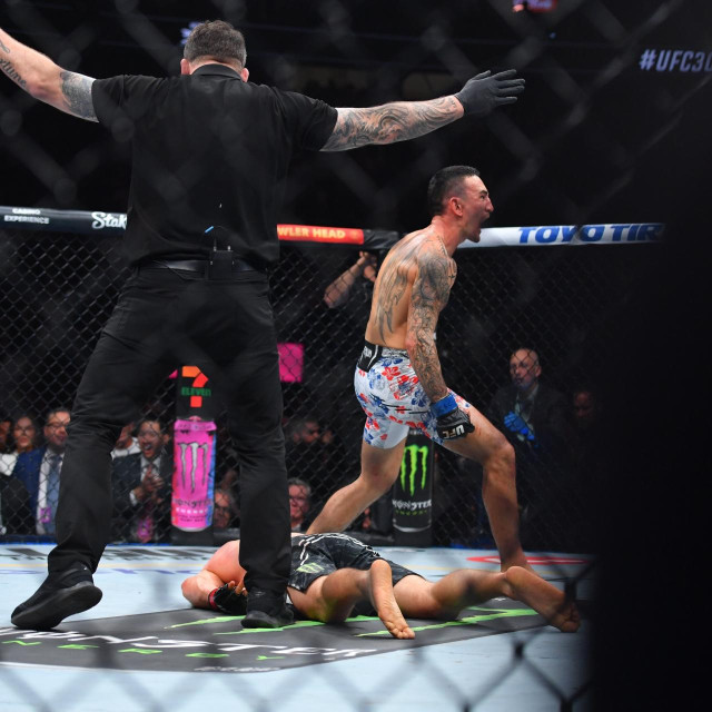 Justin Gaethje vs. Max Holloway