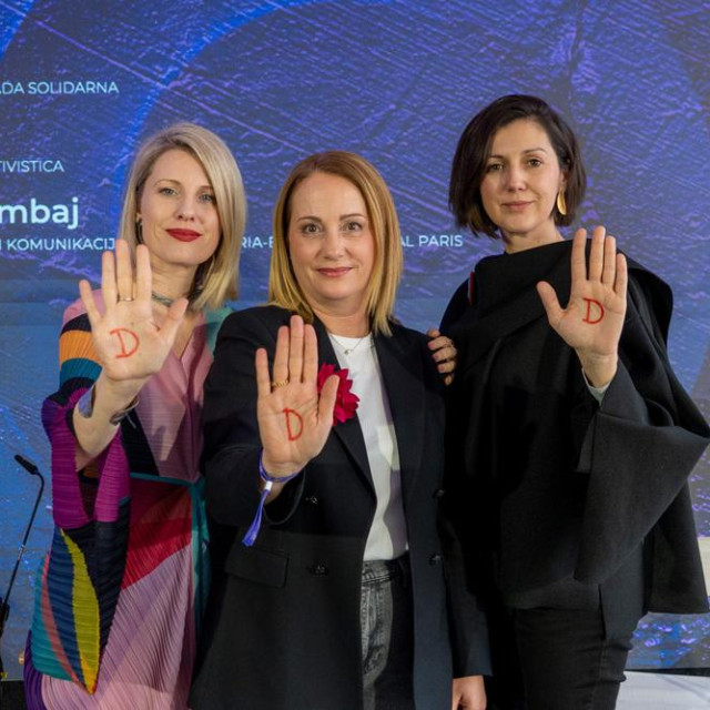 Ida Prester, Irena Šarić Dombaj i Karla Pudar