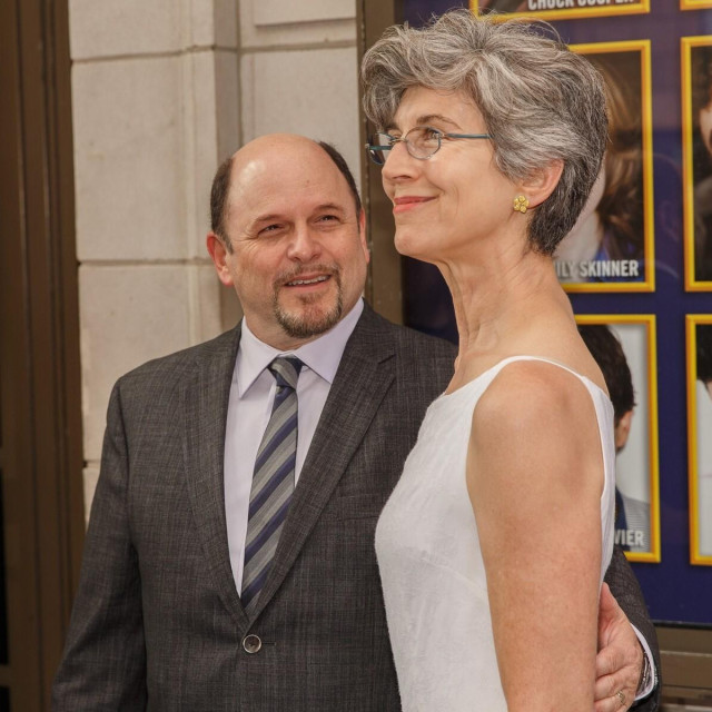 Jason Alexander i Daena Title