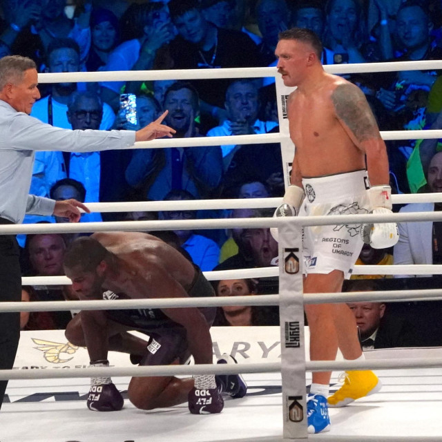 Oleksandr Usyk vs. Daniel Dubois