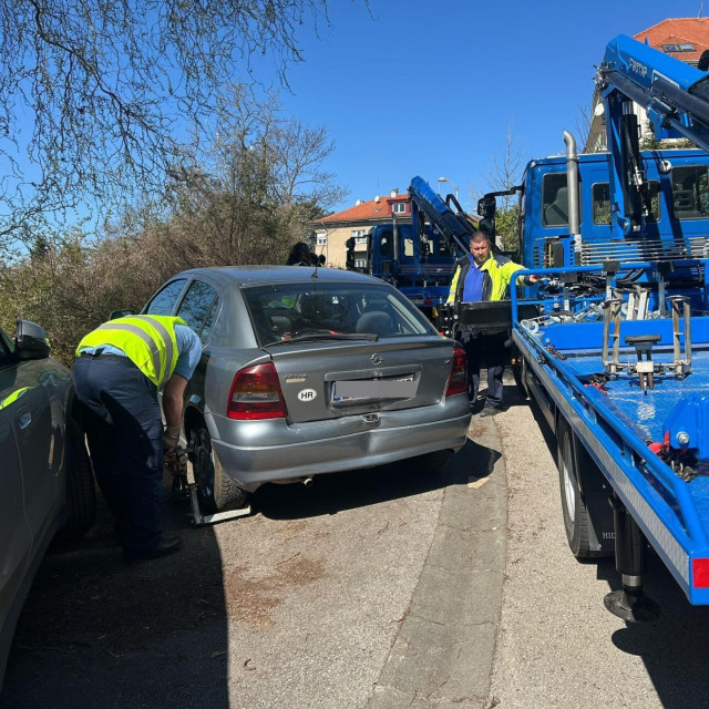 ‘Po kvartu non stop operiraju po tri pauk vozila, tvrde stanari