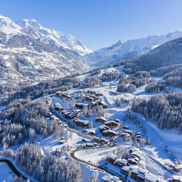 Pogled iz zraka na Montchavin