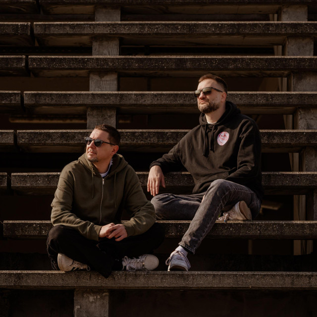 Tom Bug & Grooveline