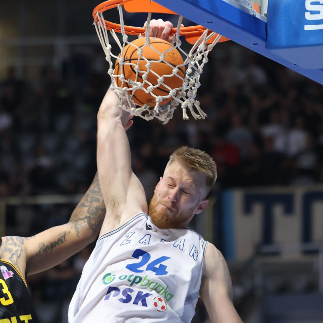 Dario Drežnjak.