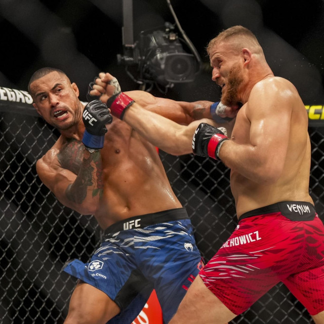 Jan Blachowicz i Carlos Ulberg 