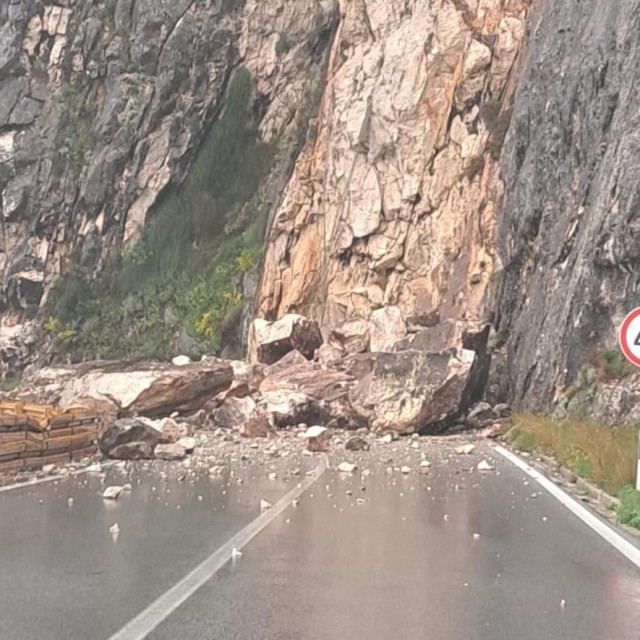 Odron na državnoj cesti Vrgorac-Makarska