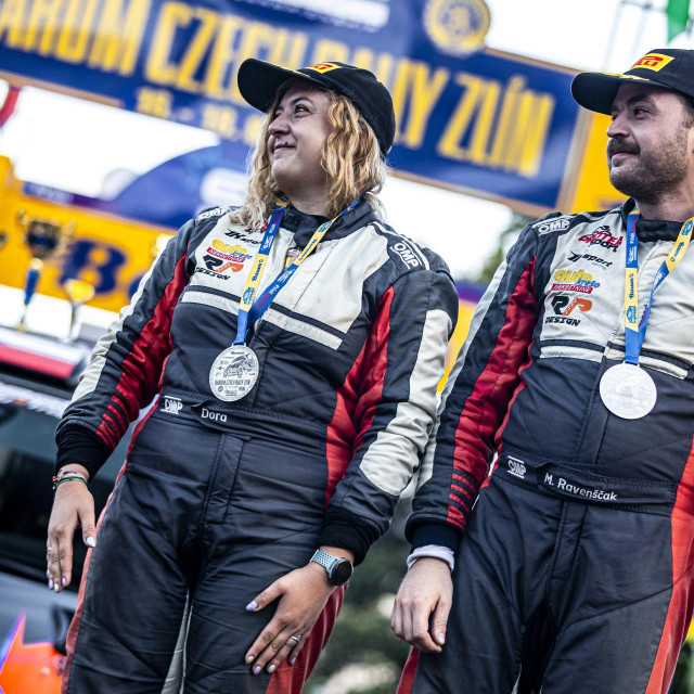 Dora i Martin Ravenščak