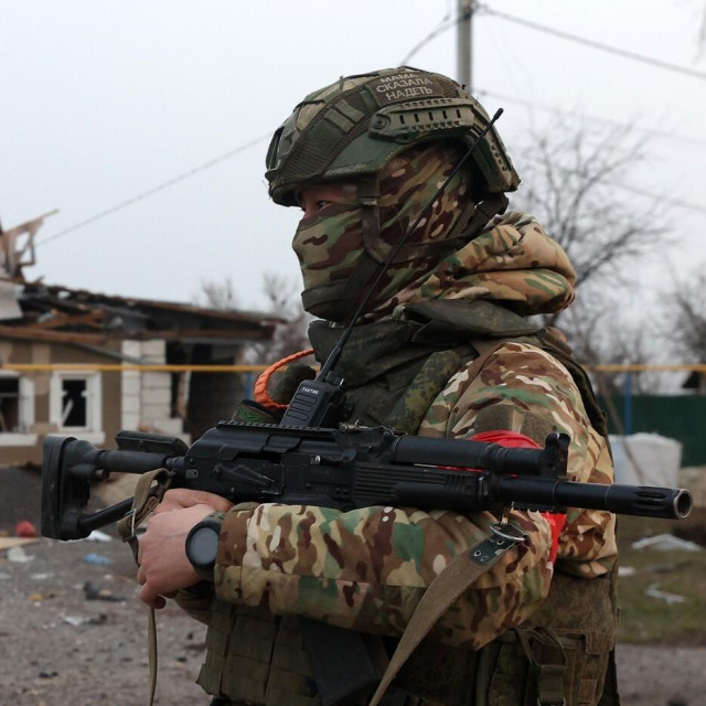 Ruski vojnik u Sudži (regija Kursk)