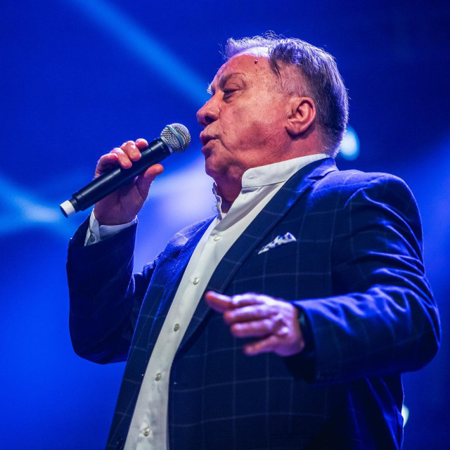 Halid Bešlić