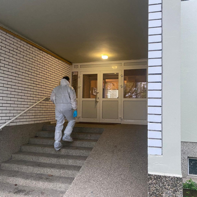 Policija na mjestu ubojstva provodi očevid