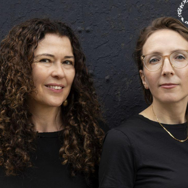 Sylvie Courvoisier (klavir) & Mary Halvorson (gitara)