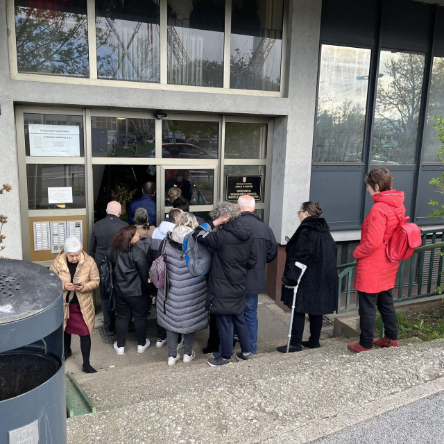 Gužve u Gradskom ured za socijalnu zaštitu, zdravstvo, branitelje i osobe s invaliditetom