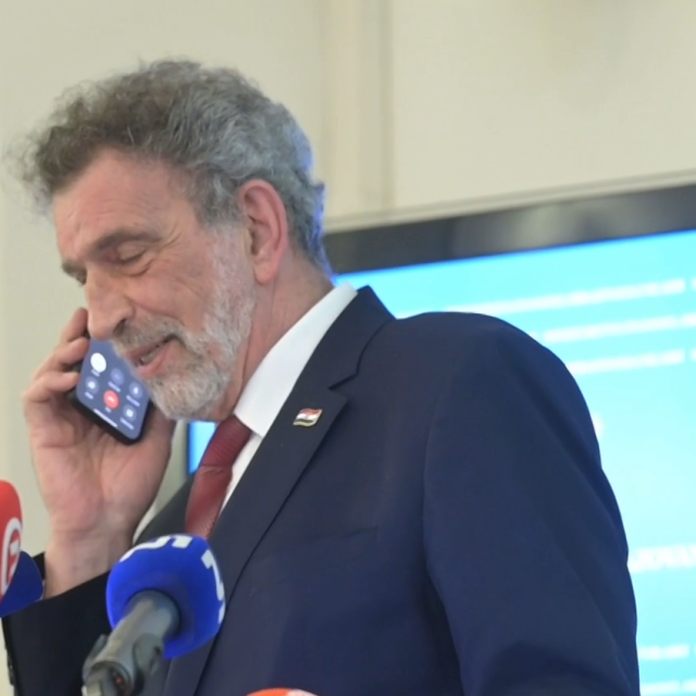 Fuchs se javio Plenkoviću na telefon