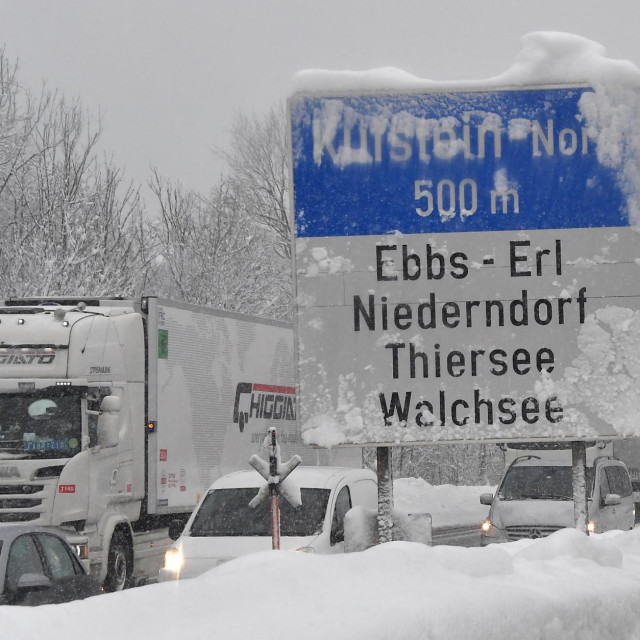 Snijeg na austrijskim prometnicama, arhivska fotografija