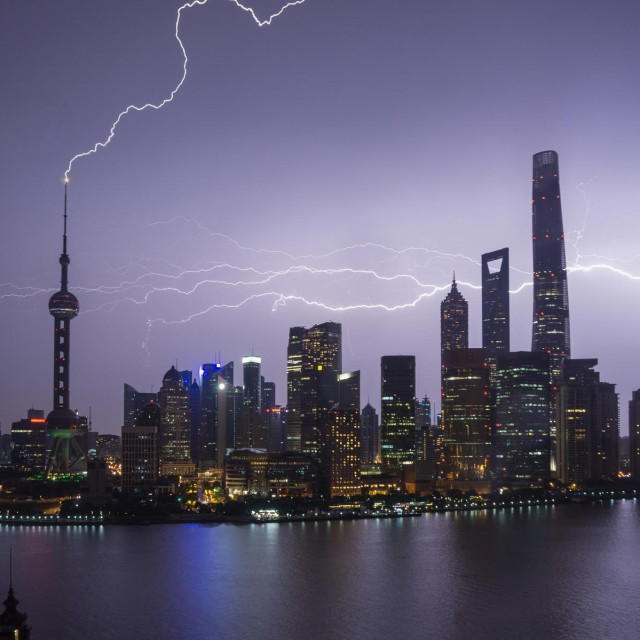 Oluja nad Šangajom, ilustracija