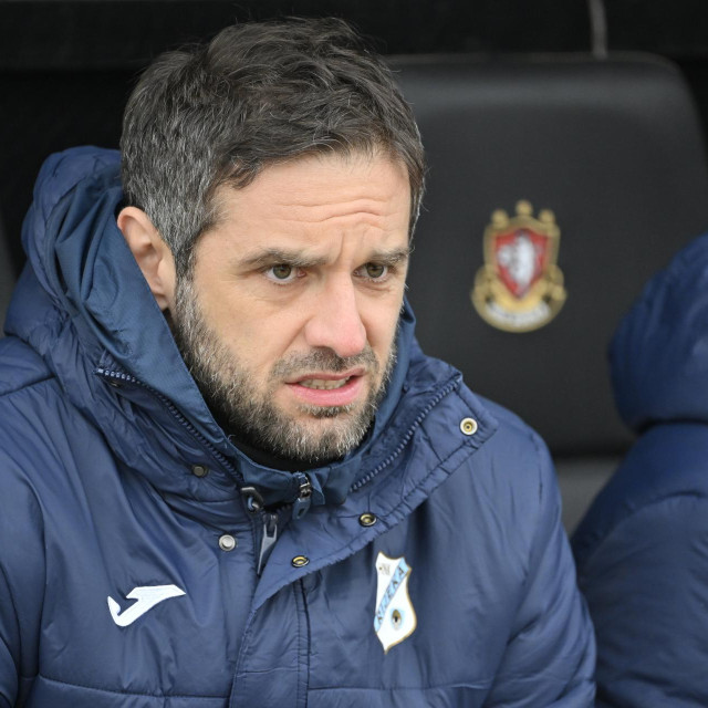 Pred Radomirom Đalovićem su dvije teške i važne utakmice