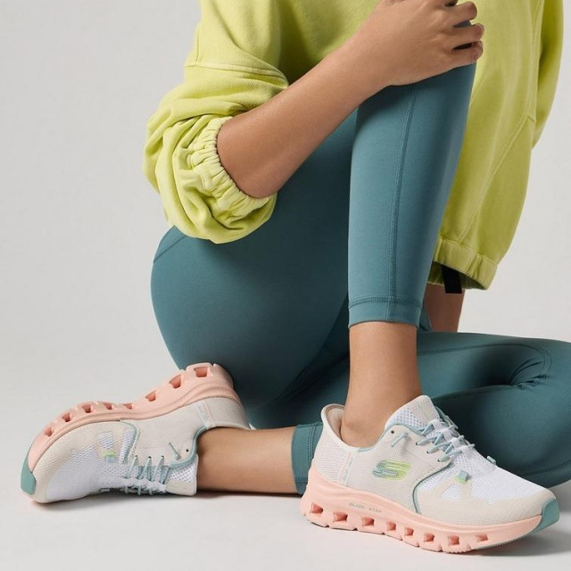 Skechers Hands Free Slip-ins®: Glide-Step®