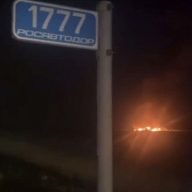 Arhivska fotografija, Tu-22M u plamenu