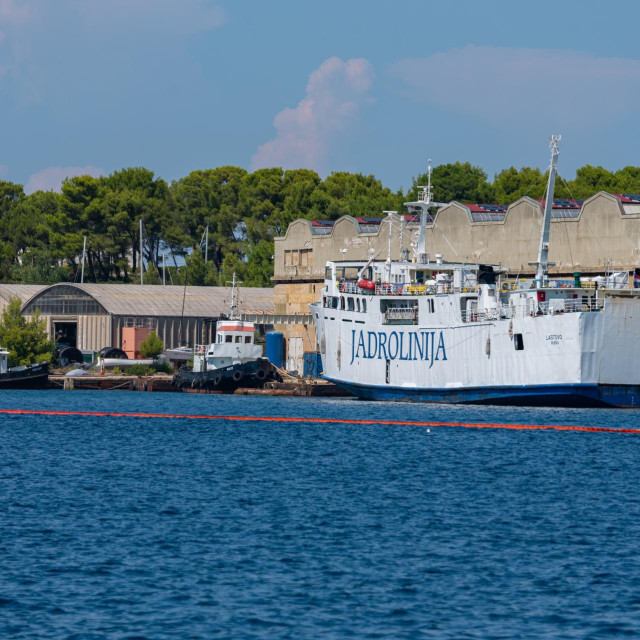 Trajekt Lastovo 