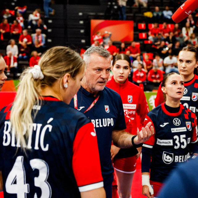 Pred izbornikom Ivicom Obrvanom i ‘njegovim‘ rukometašicama su vrlo važne utakmice