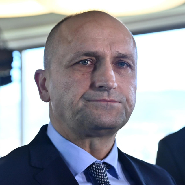 ivan Anušić