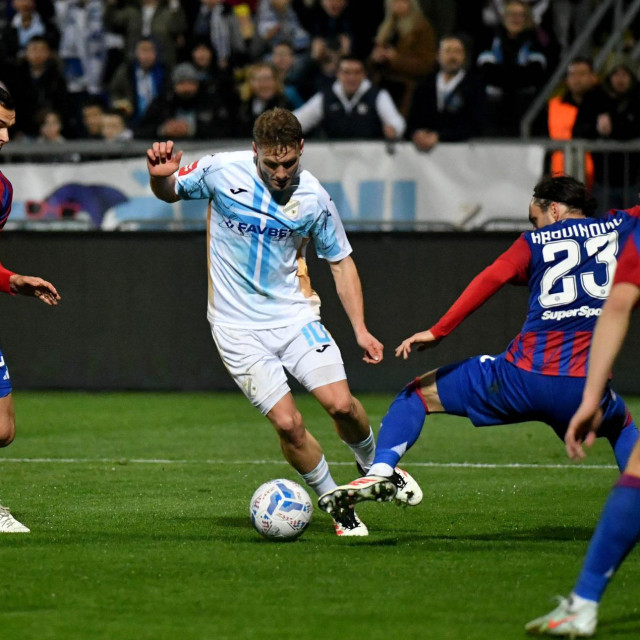 Rijeka - Hajduk: Toni Fruk