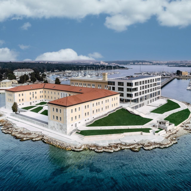 HOTEL PULA