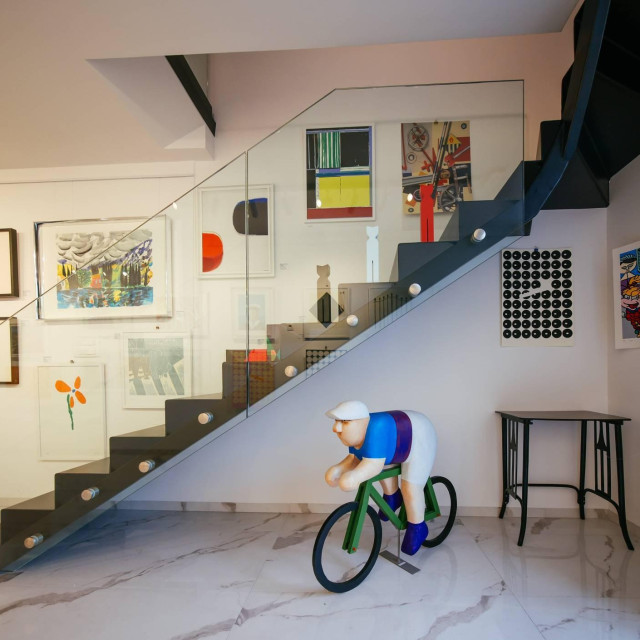 Art Square Gallery