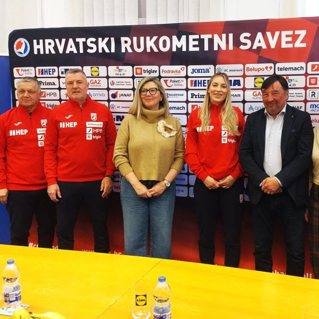 Ivica Udovičić, Ivica Obrvan, Ksenija Ostriž, Lucija Bešen, Silvio Njirić i Jasmina Stričević